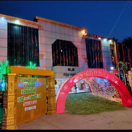 Hotel Ns Vijay Shesha Mahal Tiruvannāmalai Esterno foto