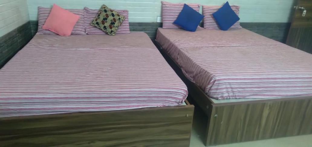 Hotel Ns Vijay Shesha Mahal Tiruvannāmalai Esterno foto